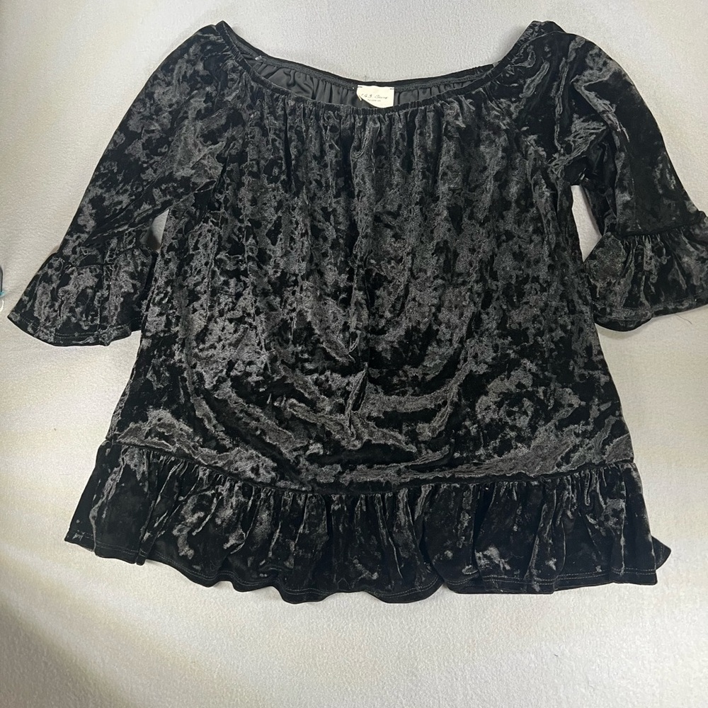 143 story by lineup Velvet Style Tiered Too With Puff Sleeves